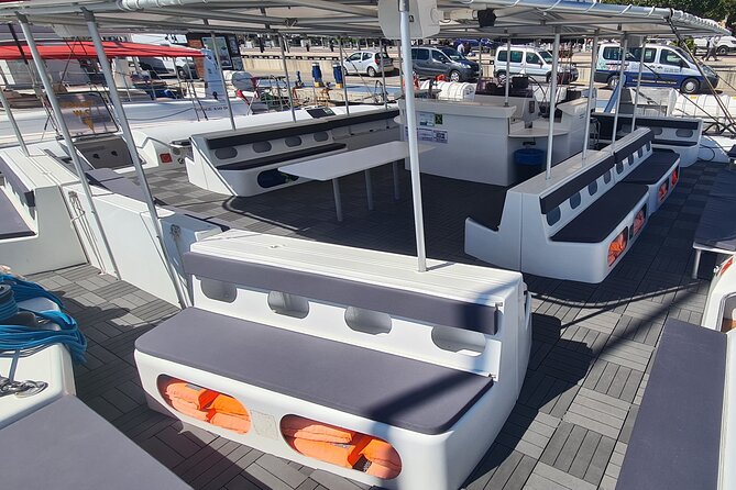 Sailing catamaran at Sunset of 2 hours Duration - Sunset drinks and the included open bar
