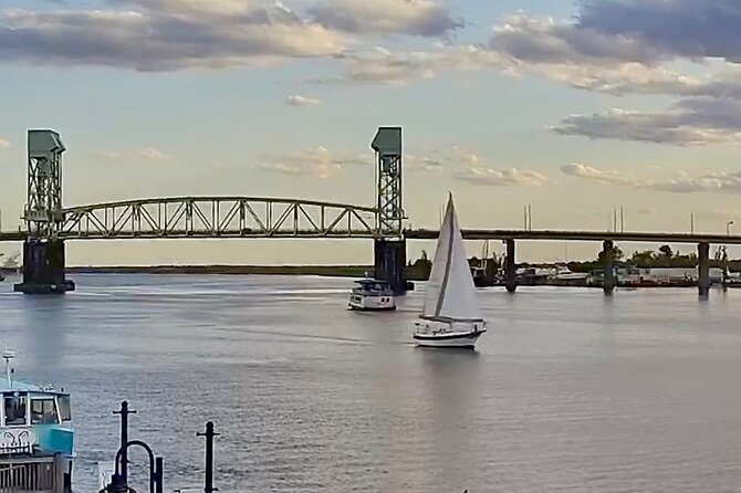 Sailing Charters in Wilmington - What you see along the Cape Fear River