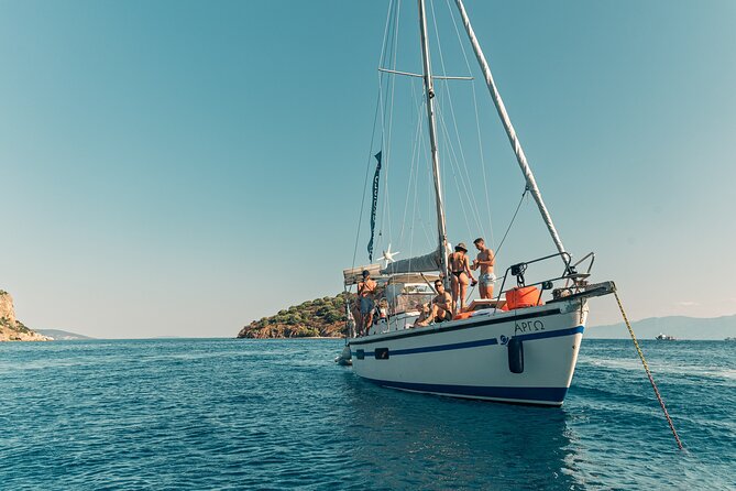 Sailing Cruise in Nafplio with Snorkeling - Greek snacks, drinks, and an easygoing crew
