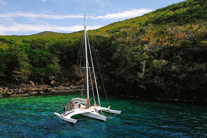 Sailing Discovery Day Tour in Martinique - Three hours at Îlet Ramiers