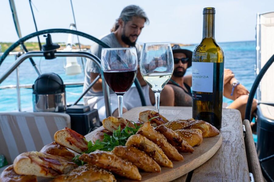 Sailing & gastronomy experience across the Athenian Riviera - Ten dishes from Greek kitchens