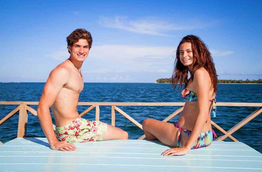 Sailing Splash Tour Speedboat, Snorkel, and Catamaran - Guides, groups, and the four-hour schedule