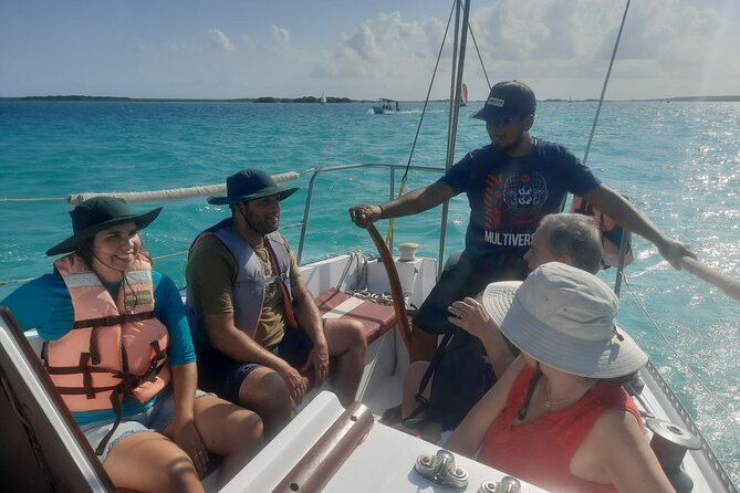 Sailing Tour around the Bacalar Lagoon - Small group size makes a real difference