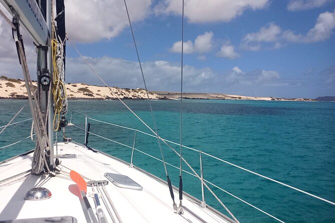 Sailing tour around the Lobos Island Natural Park / 4h - What the $90.51 price includes