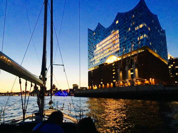 Sailing trip ''the Elbe by night", Hamburg/Elbe - Boarding at Hamburg’s City Sporthafen