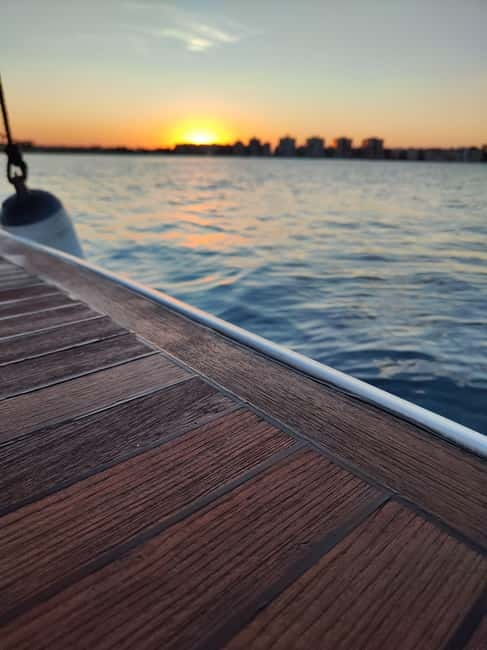 Sailing with sunset and swim in the sea - Why this two-hour sunset cruise works