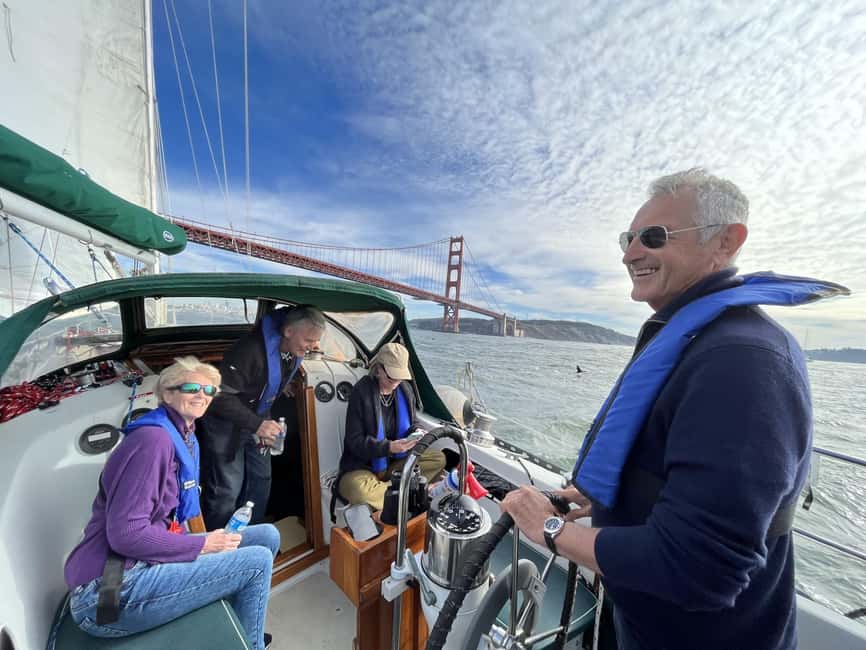 SAN FRANCISCO: (2hr) Interactive Sailing Experience - Why this small sail feels different from a standard boat tour