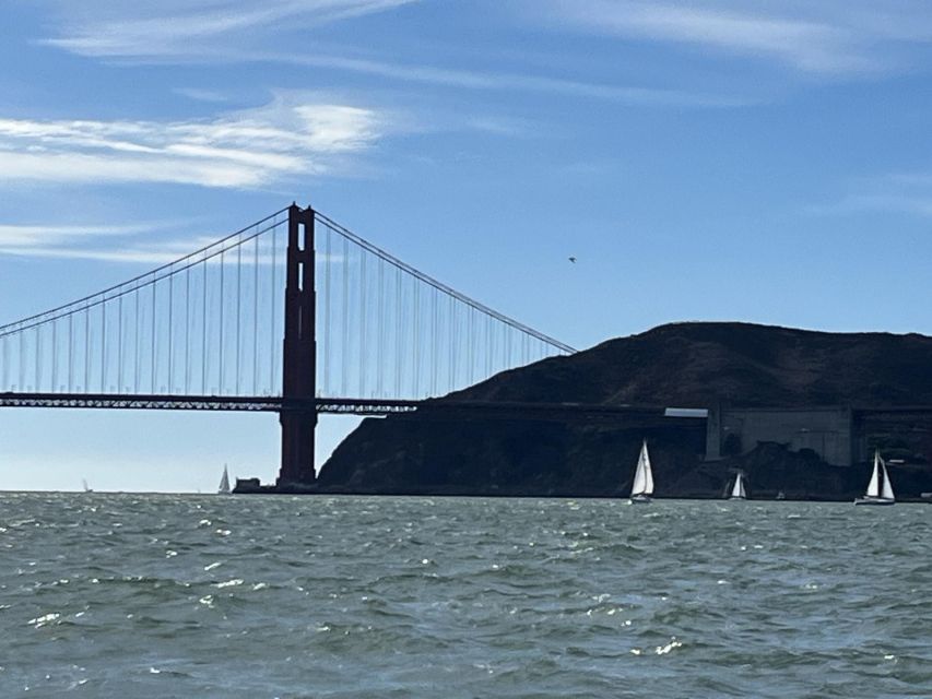 SAN FRANCISCO: (2hr) PRIVATE Sailing Experience 6 Guests - Under the Golden Gate Bridge in about 30 minutes
