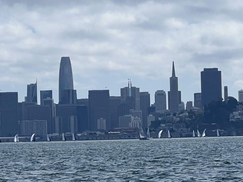 SAN FRANCISCO: (2hr) PRIVATE Sailing Experience 6 Guests - Passing Alcatraz from the water
