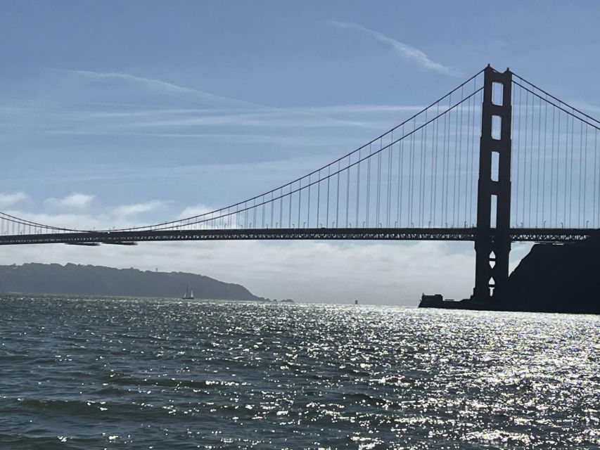 SAN FRANCISCO: (2hr) SUNSET Sailing Experience on SF Bay - San Francisco’s skyline begins to glow