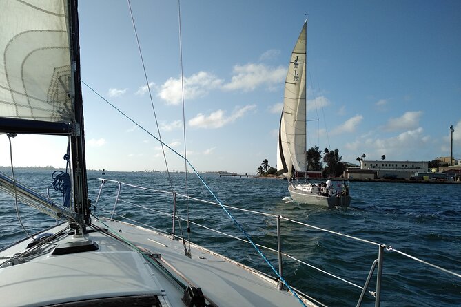 San Juan Historical Bay Daytime Sailing Tour - Sailing with the wind instead of the motor