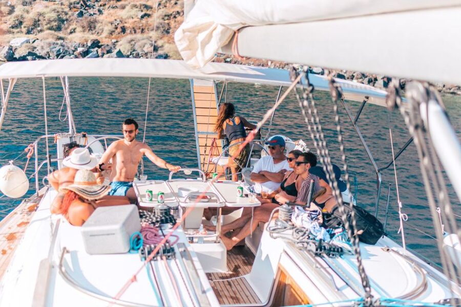 Santorini Caldera: Morning Sailing Cruise with Meal - Volcanic beaches near Palea Kameni and Nea Kameni