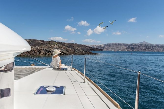 Santorini Caldera Sailing Tour with BBQ Lunch and Drinks - Pickup, timing, and practical details