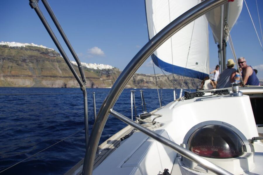 Santorini Caldera: Sunset Sailing Cruise with Meal - Key points at a glance