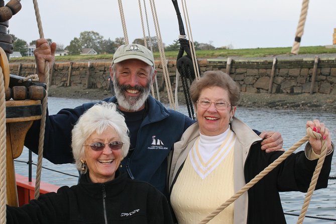 Schooner Fame Sailing Tour - The sights and stories of historic Salem Sound
