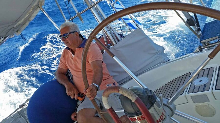 Semi-Private :Full-Day Sailing Tour Swim, Snacks & Drinks - What the $188 price really buys you