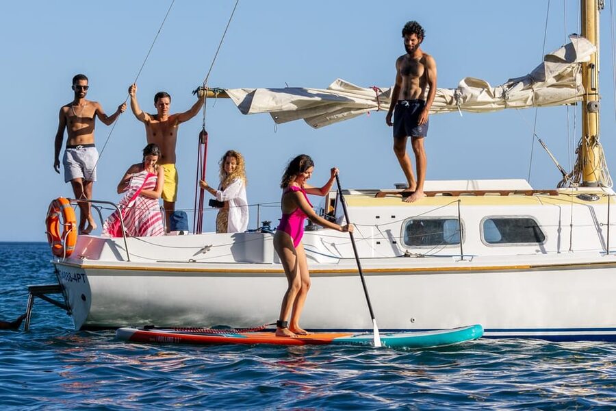 Sesimbra : Sailing Tour - Dolphins are possible, not promised