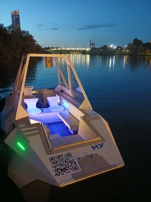 Seville: Sail the River. 100% private - What kind of Seville experience is this?