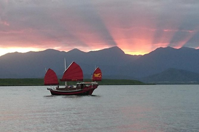 Shaolin Sunset Sail on Authentic Chinese Junk Boat - Comfort, atmosphere, and the 24-person limit