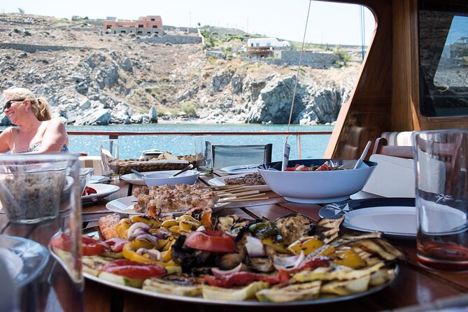 Shared Mykonos Sail Cruise to Delos and Rhenia Islands - What the boats and crew are like