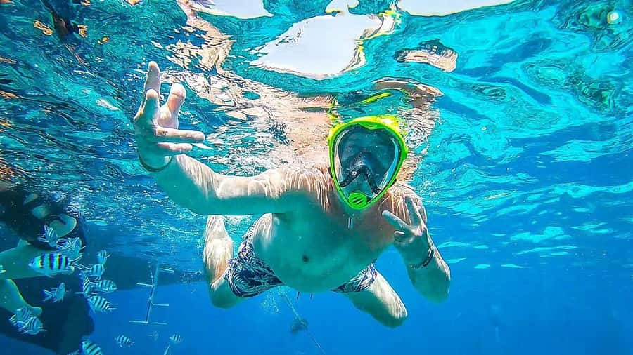Sharm El Sheikh: Day sail to White island and Ras Mohamed - Lunch on deck, with useful choices