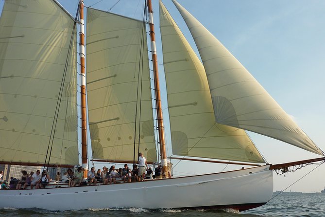 Sightseeing Day Sail around Boston Harbor - Castle Island and Fort Independence