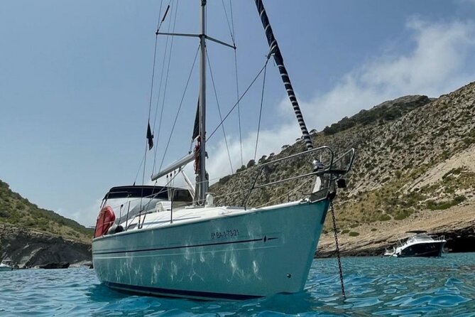 Sitges sailing, walking and winery tour - Celler de lHospital and the Malvasia story