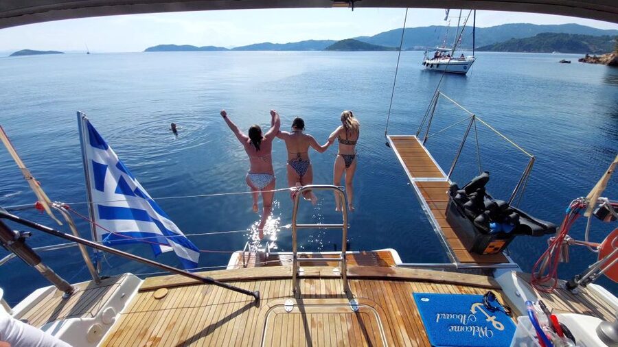 Skiathos: Full-Day Sailing Cruise with Lunch - Argos Beach and the quieter coves