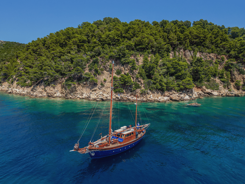 Skiathos: Wooden Sailboat Full- or Half-Day Trip with Meal - Setting sail with Dimi and the crew