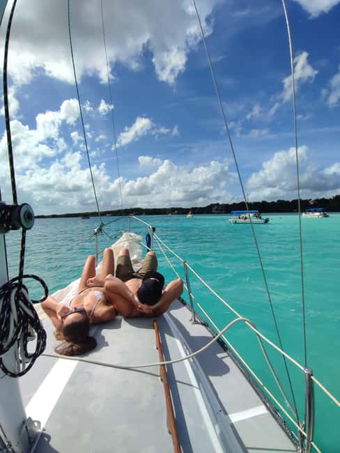 Slow Sailing Bacalar - 3-hours of Nature and crystal waters - Pirate’s Channel and Bacalar’s past