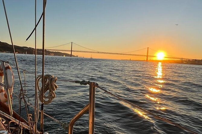 Small Group Sailboat Sunset Tour in Lisbon with a Drink - Meeting at Doca de Alcântara