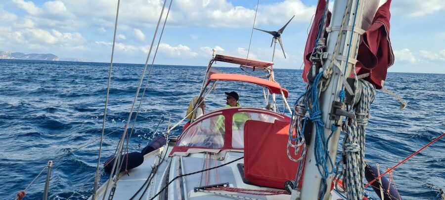 Sotogrande: Private Sailing Tour + Drink (For Groups) - Tips for making the most of your time aboard