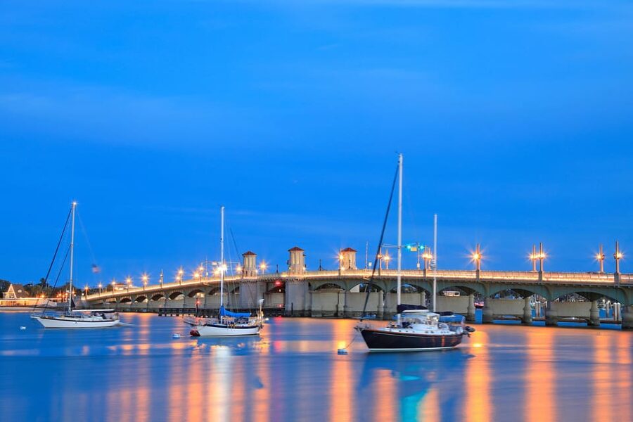 St Augustine: Nights of Lights Sail w Live Music& Sunset Opt - Key points before you book