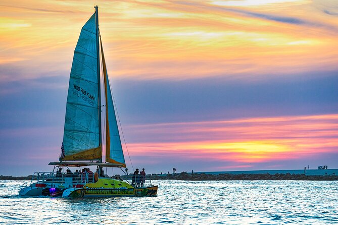 Sunset Dolphin Sail Aboard the Footloose Catamaran - The Footloose catamaran and where to sit
