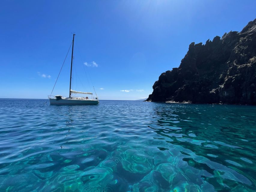 Sunset on a sailing boat - FAQ