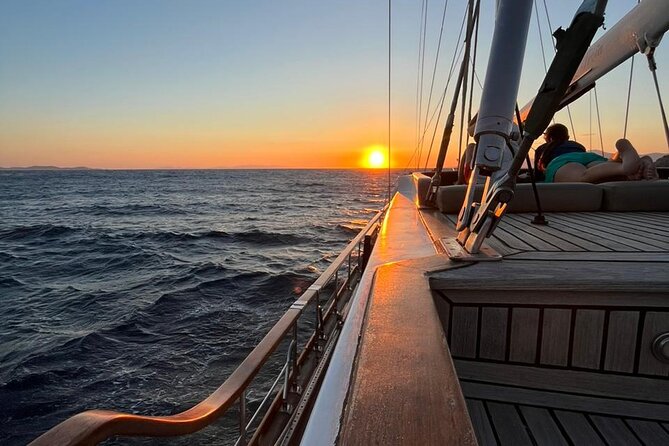 Sunset Sail Cruise to Rhenia, Mykonos Beach Safari, Dinner&Drinks - Rhenia: a quiet anchorage reached by yacht