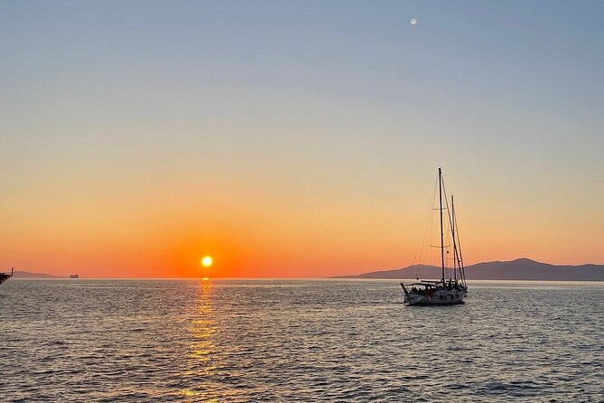 Sunset Sail Cruise to Rhenia, Mykonos Beach Safari, Dinner&Drinks - Booking details worth knowing