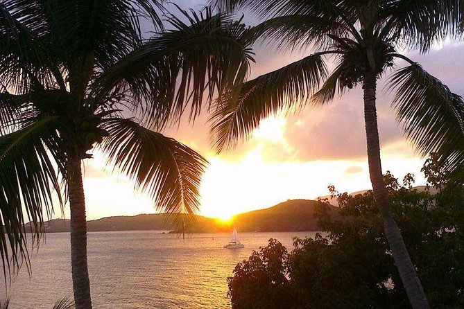 Sunset Sail with Cocktails and Appetizers - Drinks are central to the experience