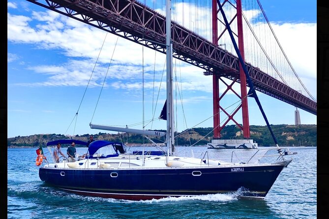 Sunset sailboat tour in Lisbon with green wine - MAAT, Belém, and the long western view