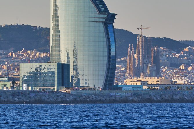 Sunset Sailing Cruise in Barcelona led by Young & Local Captain - The captains make this more than a boat transfer