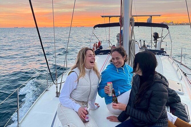 Sunset Sailing Cruise in Barcelona led by Young & Local Captain - Along Barceloneta for about 85 minutes
