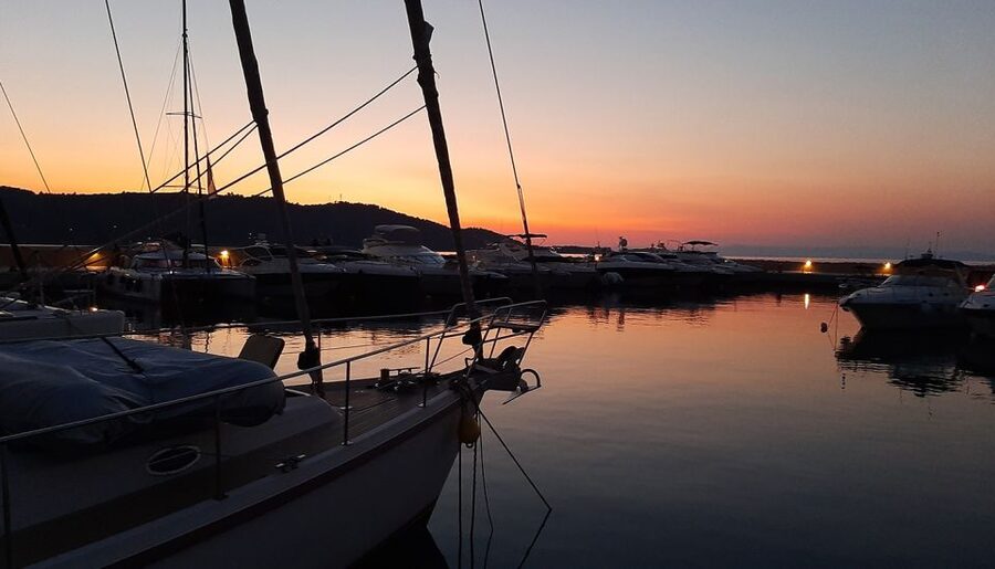 Sunset Sailing Cruise in Halkidiki - What the $497 private price really means