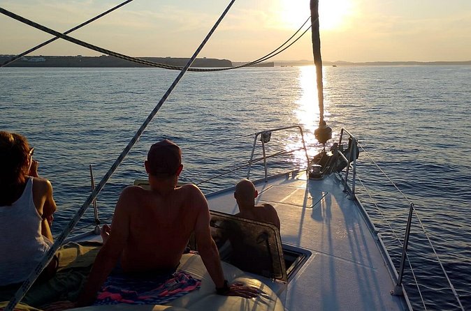 Sunset Sailing Excursion in Barcelona - Practical points that affect your choice