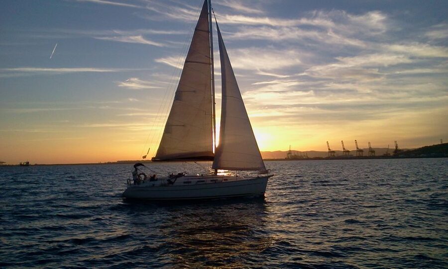 Sunset Sailing Experience in Barcelona - Who should book this sailing trip