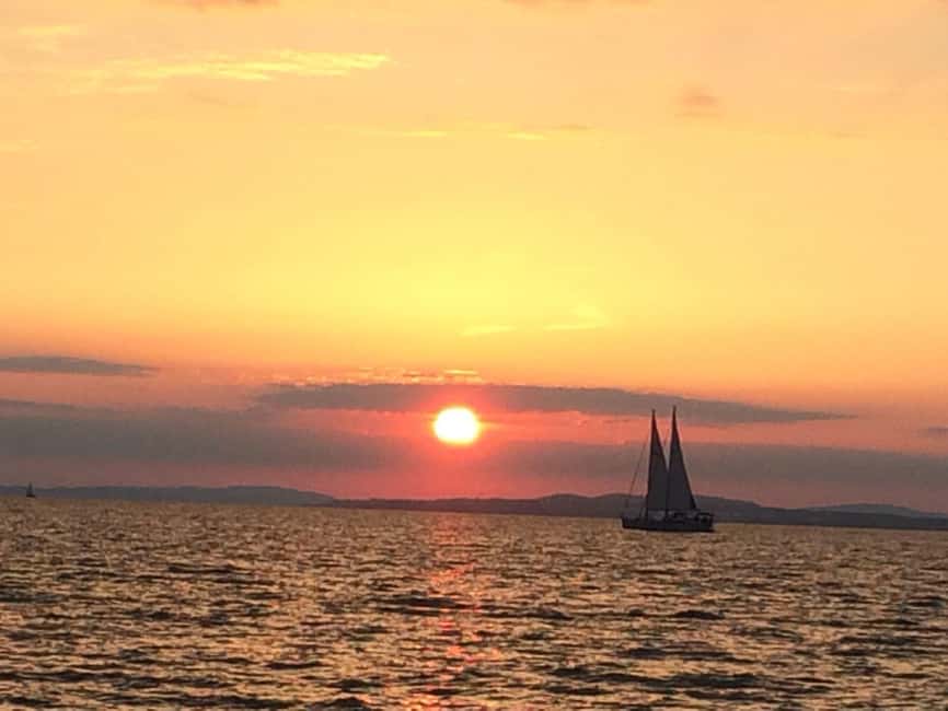 Sunset sailing on Lake Constance - Booking flexibility and the small practical details