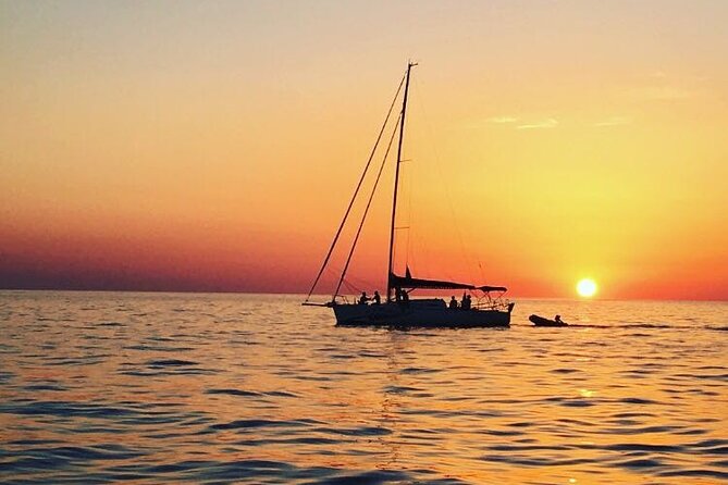 Sunset Sailing Tour on the Pakleni islands - Leaving Hvar for the Pakleni islands