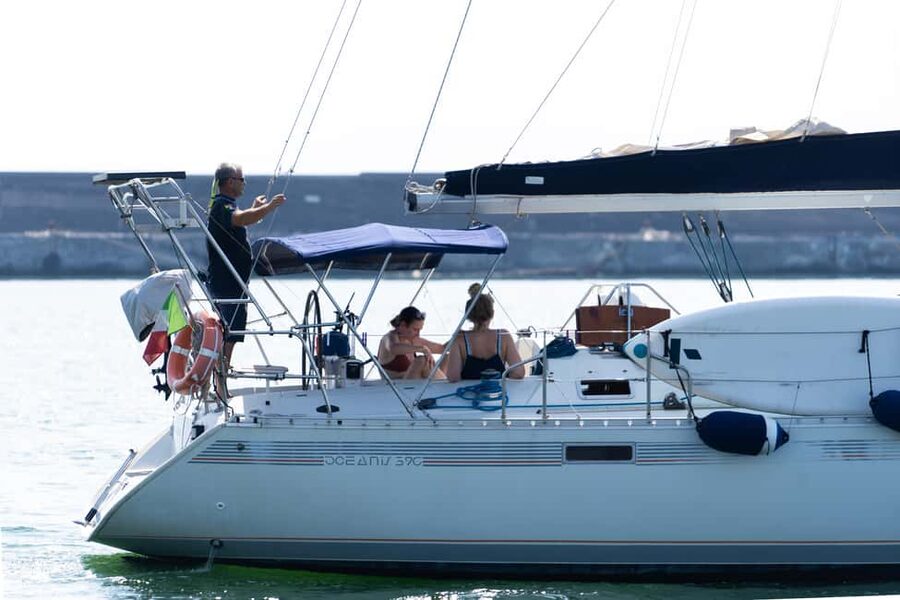 Taormina: Sailing boat tour with aperitif included - Setting out from Giardini Naxos