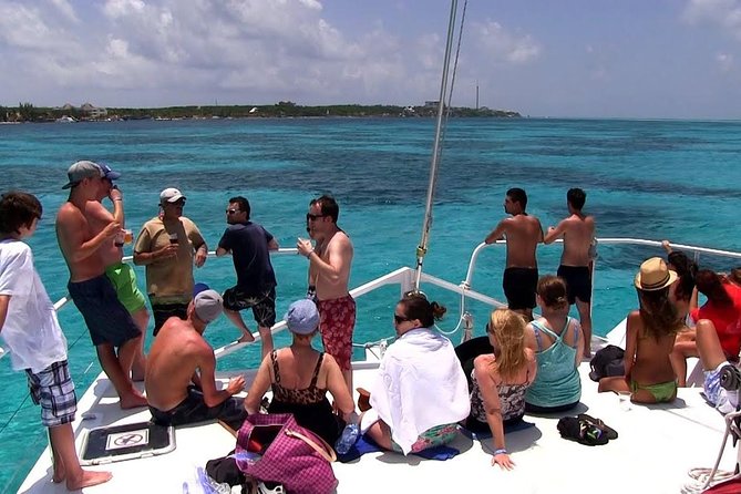 Top Sailing to Isla Mujeres with lunch and open bar from Cancun - Trying the spinnaker when weather allows