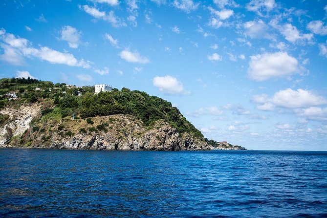Tour of the island of Ischia in schooner - Sea caves and the changing shoreline