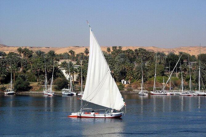 Tour to Pyramids, Sphinx, Ancient Islamic Cairo Including Felucca Sailing Boat - Walking El Moez Street in Islamic Cairo